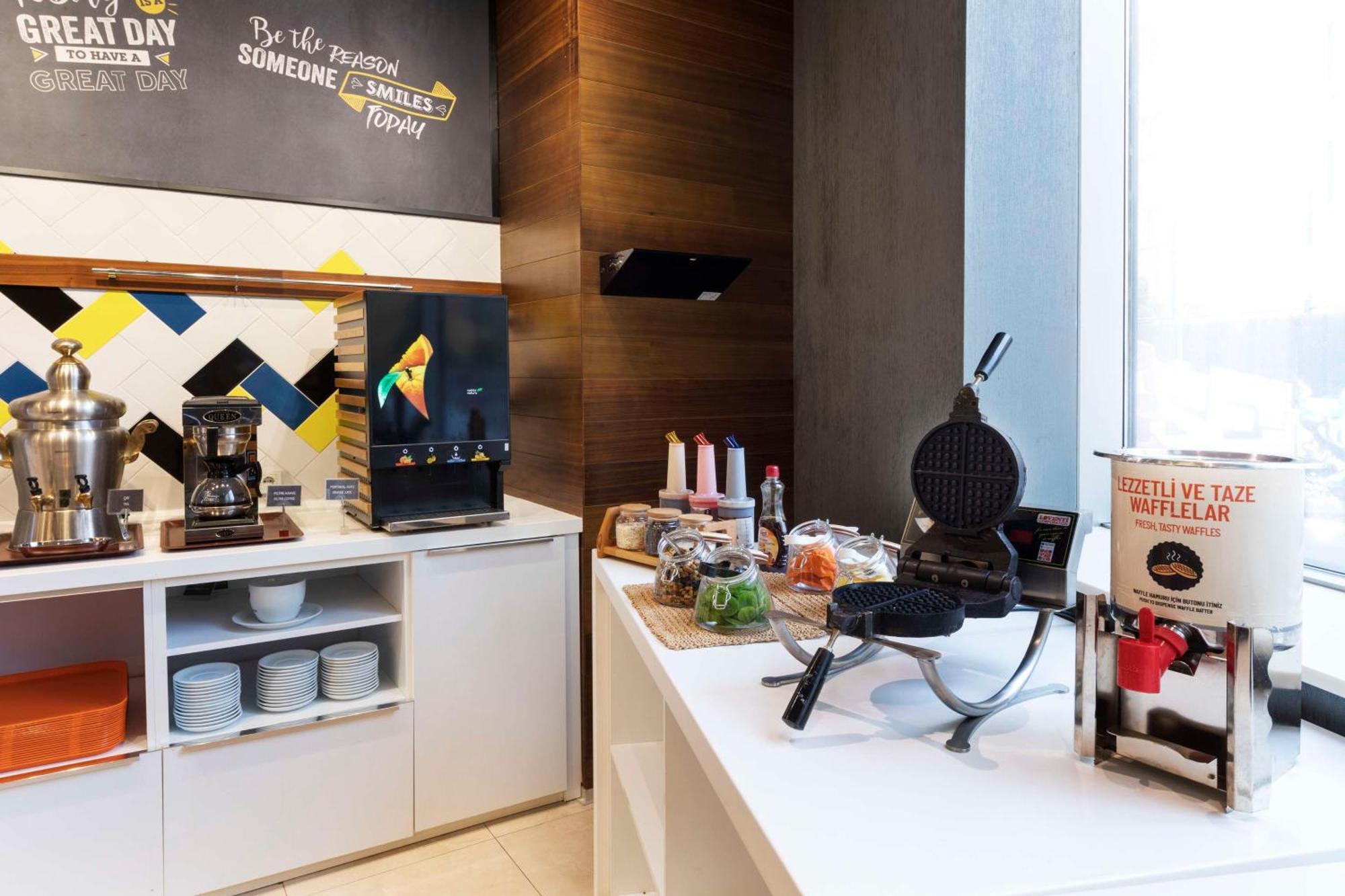 Hampton By Hilton Istanbul Kayasehir Hotel Luaran gambar