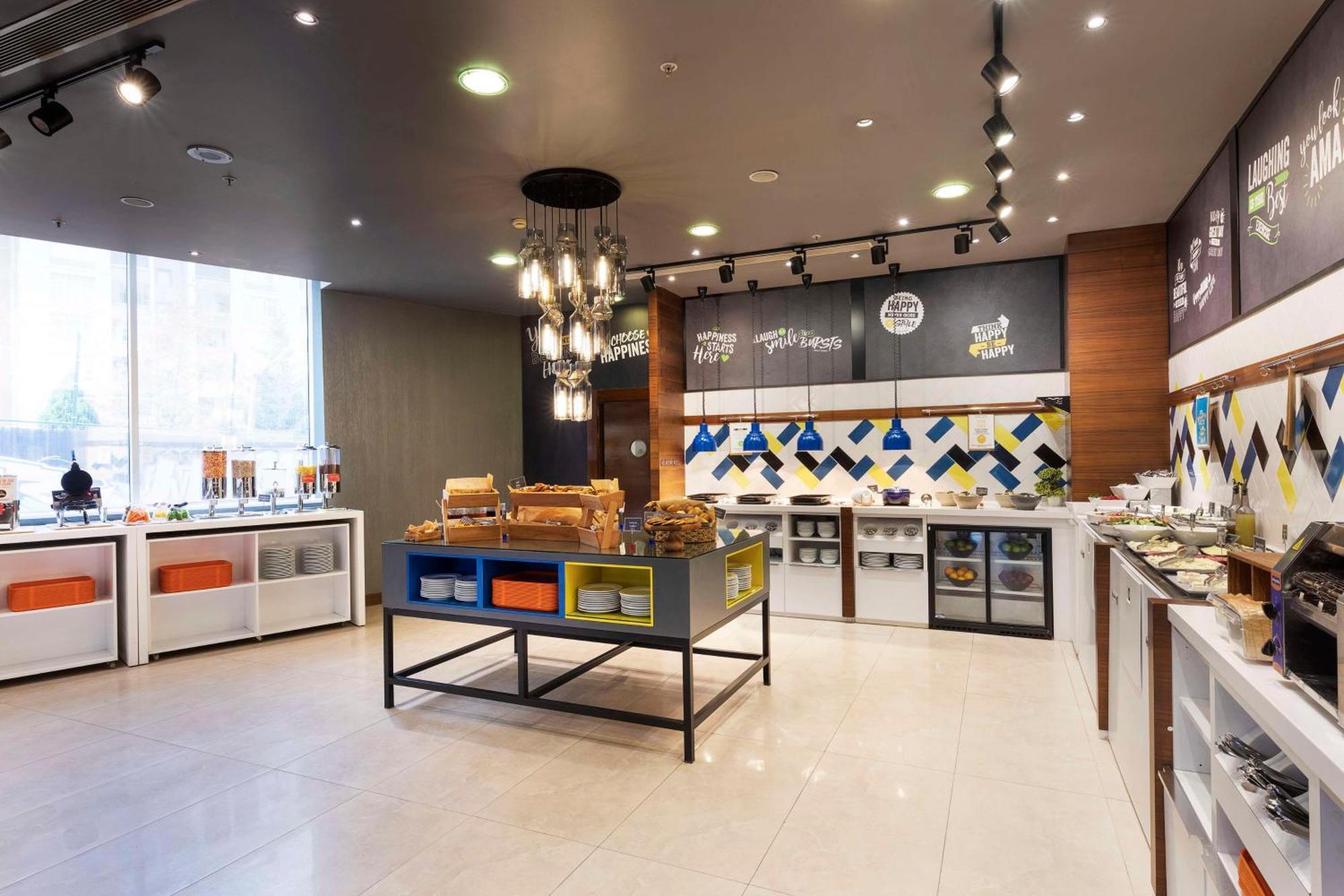 Hampton By Hilton Istanbul Kayasehir Hotel Luaran gambar